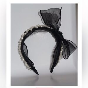 Glamorous Tulle & Pearl Statement Headband – Gothic Chic Aesthetic